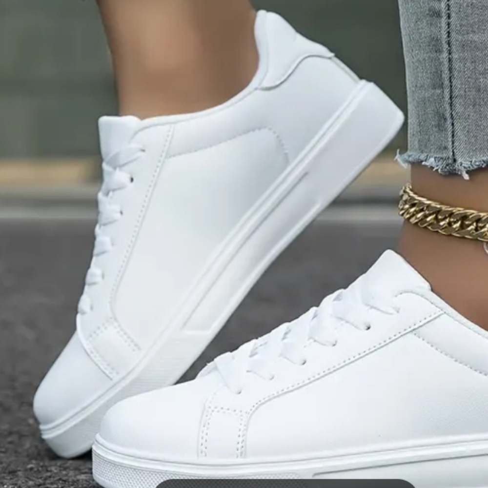 Women's White Skate Shoes,Versatile Lace Up Low Top Sneakers, Casual Outdoor